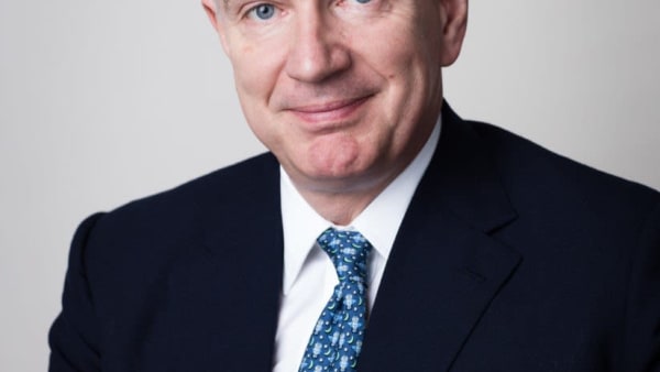 Sir Simon Robey