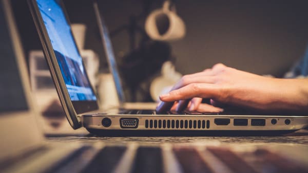 Ten tips for promoting yourself online