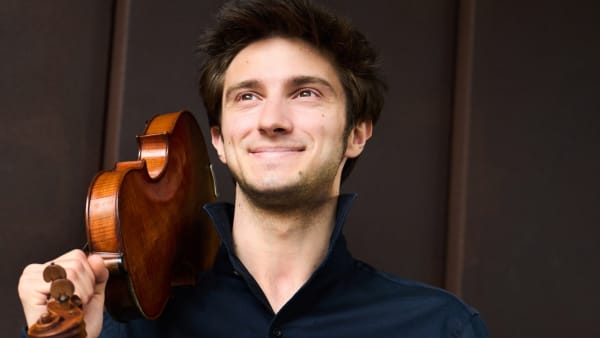 Matteo Cimatti makes his Alte Oper Frankfurt debut