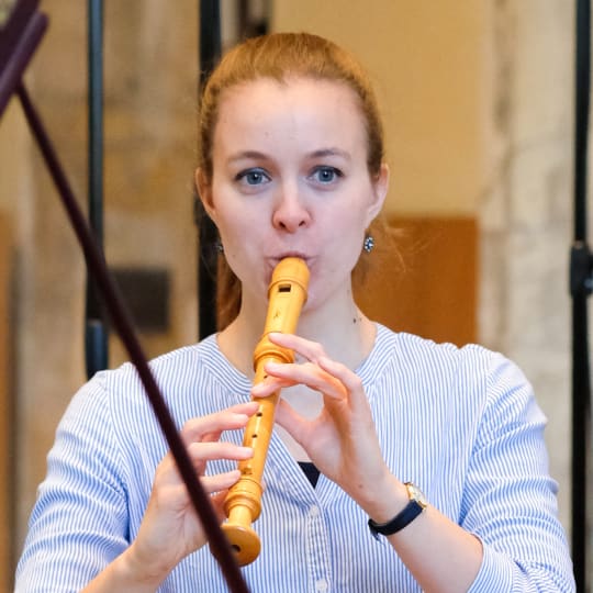 Tabea Debus
